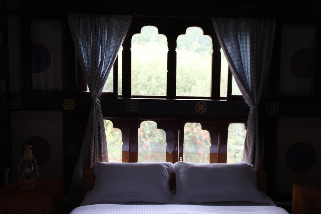 Ama'S Village Lodge Paro Bagian luar foto