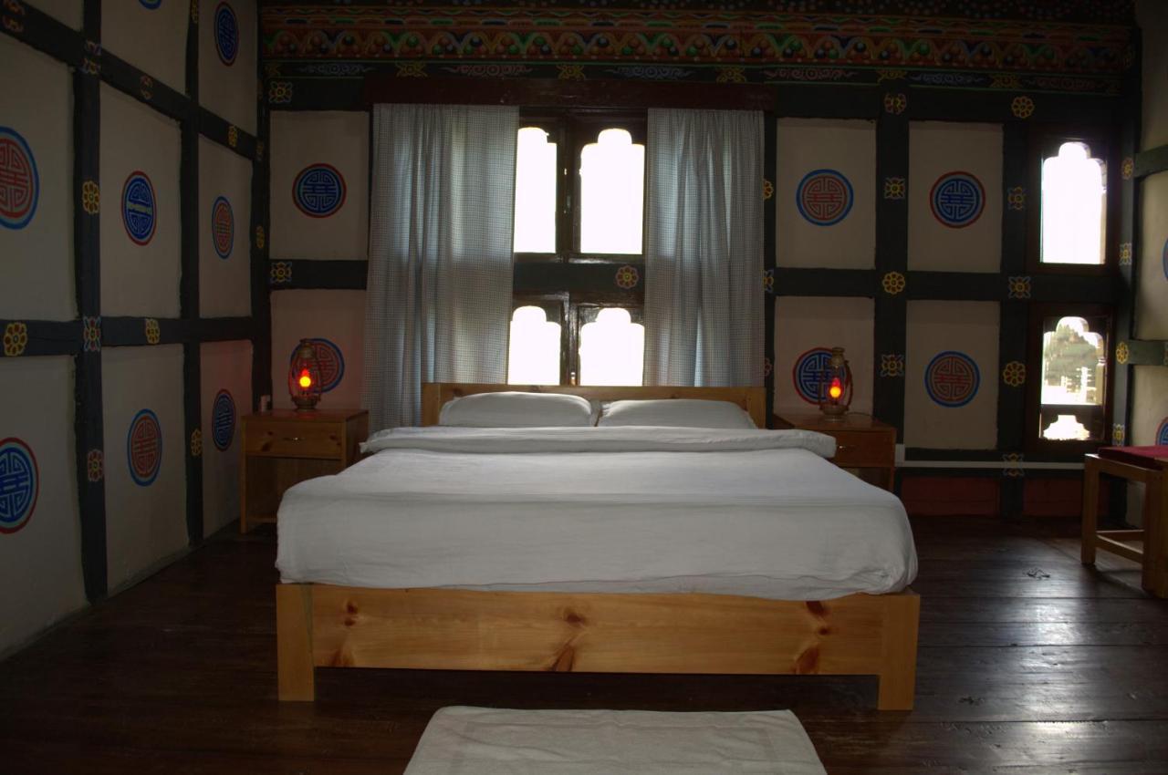 Ama'S Village Lodge Paro Bagian luar foto