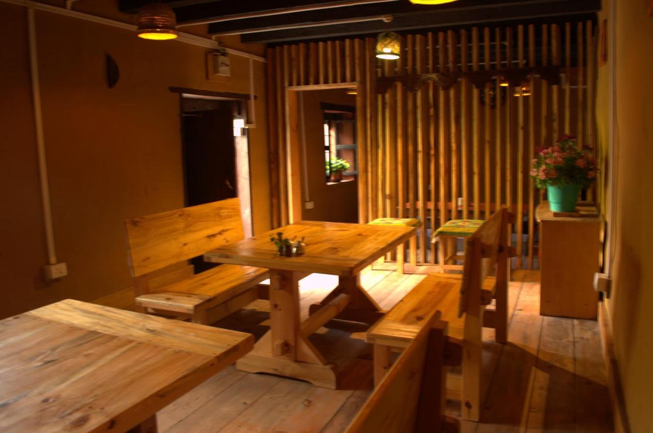 Ama'S Village Lodge Paro Bagian luar foto