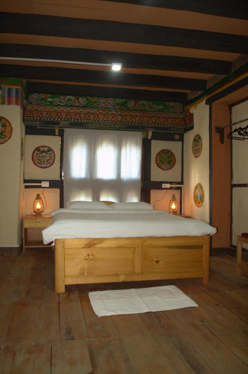 Ama'S Village Lodge Paro Bagian luar foto
